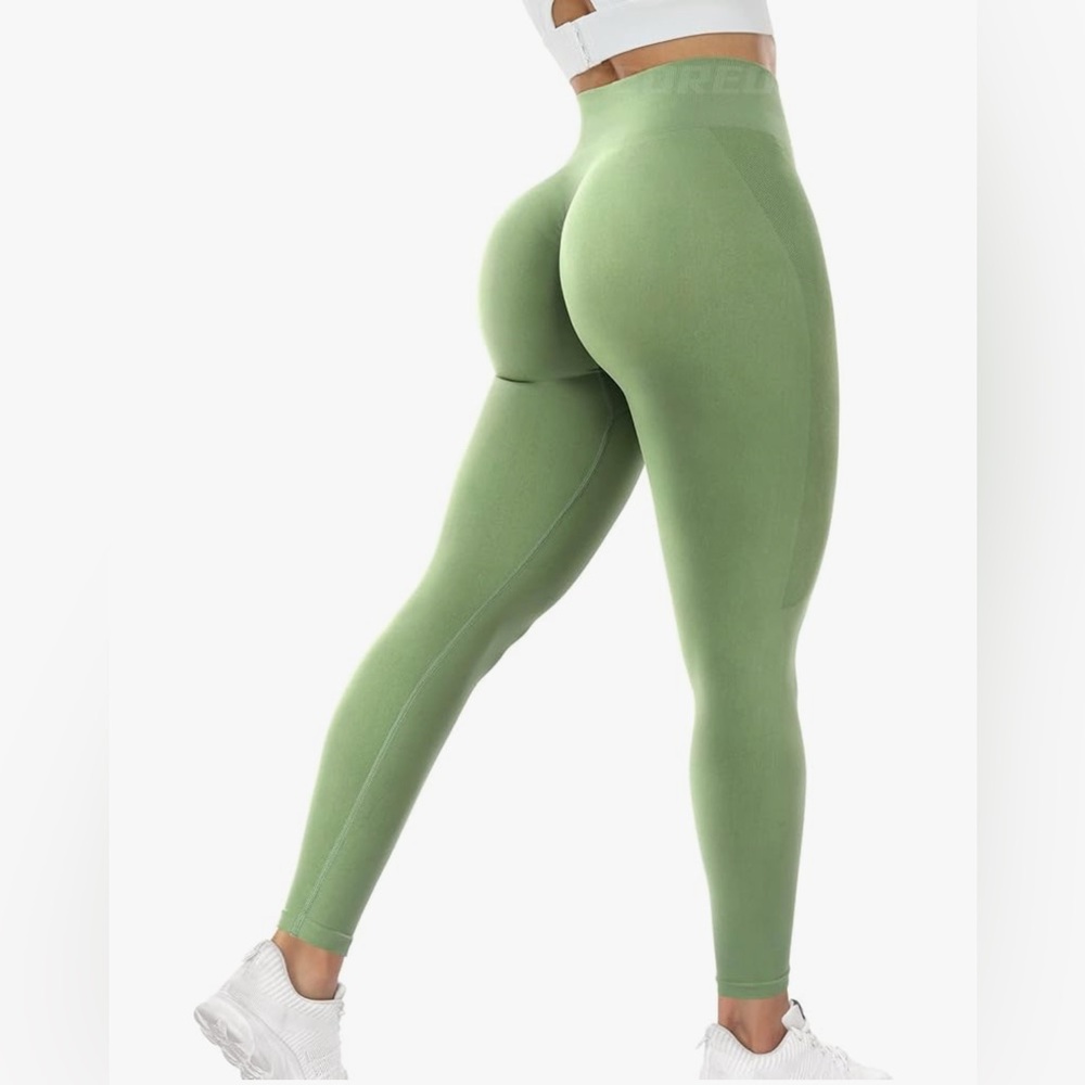 Green TikTok Butt Enhancing Leggings